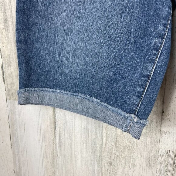Style & Co denim shorts bermuda blue size 10 longer length everyday wear - Picture 2 of 6